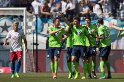 开云娱乐 -国安队挑战武汉三镇队